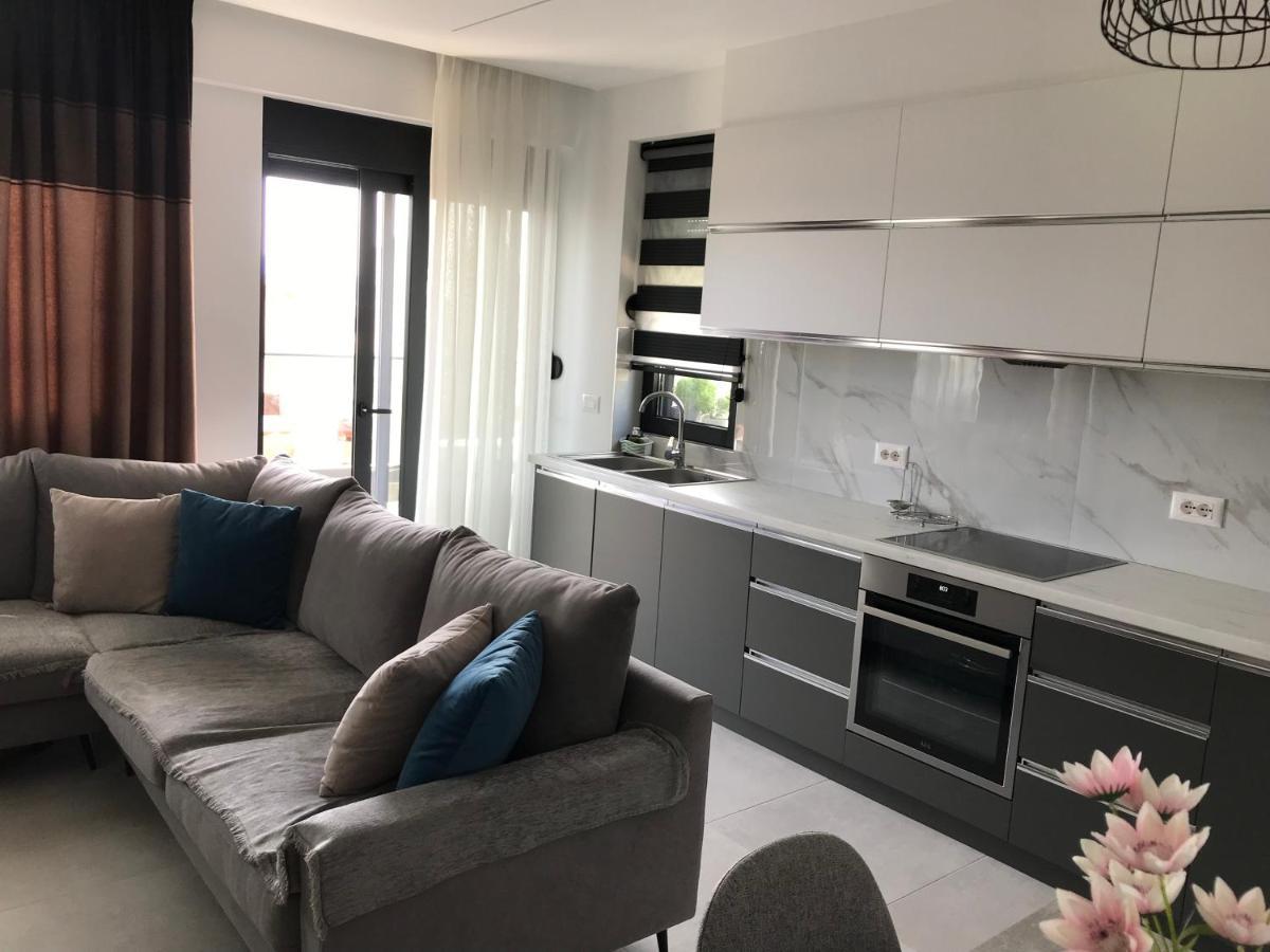 Saranda Lux Apartments Экстерьер фото